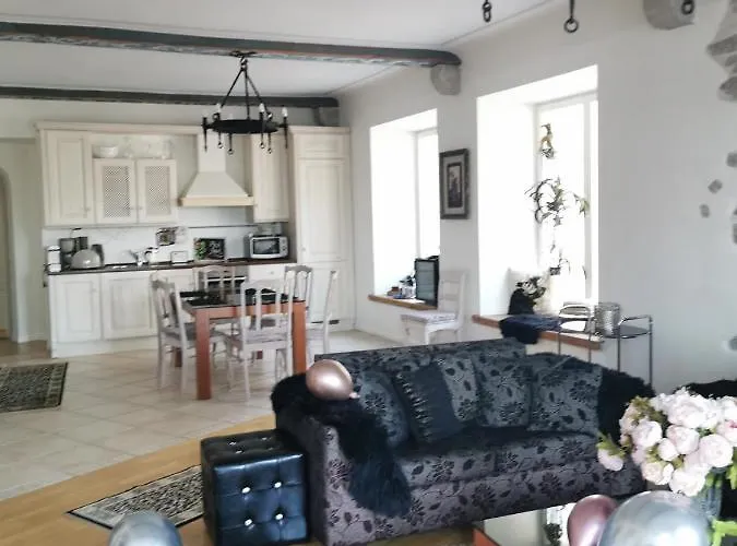 Oldhouse - Old Town Apartman