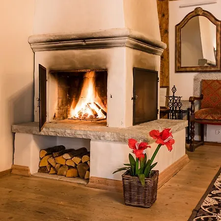 Oldhouse - Old Town Apartment